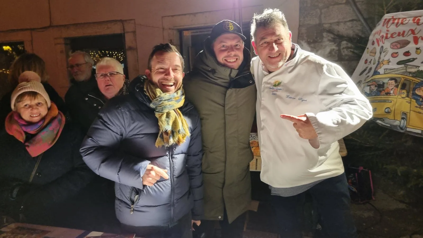 A gauche, Loïc Ballet avec le chef Mathias Marc et Fabrice Piguet du CFA