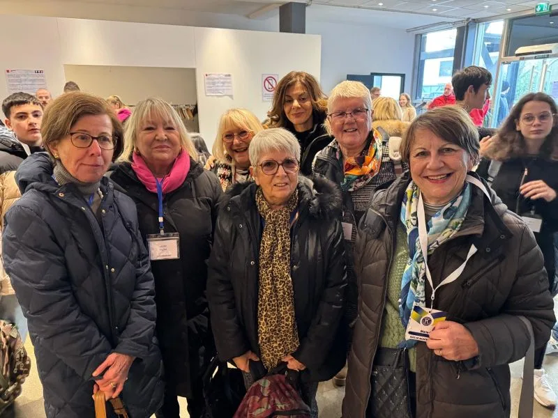 Illustration de Les 12 coups de midi avec les collégiens